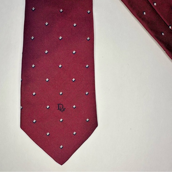 Vintage DIOR Embroidered Maroon Geometric Classic Neck Tie, 3.25” Blade - Picture 5 of 5
